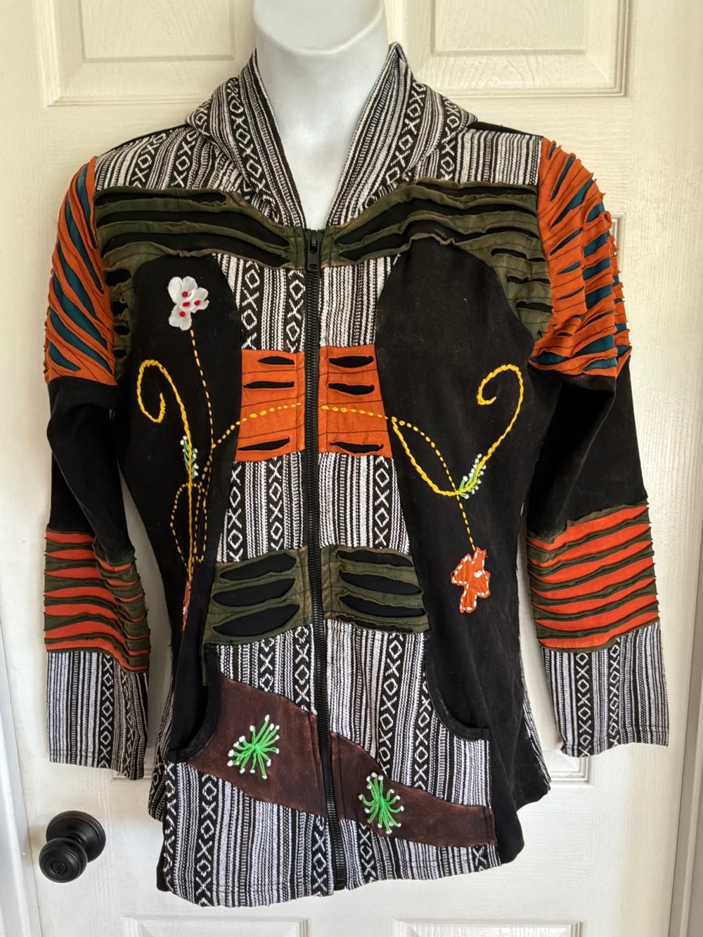 RISING INTERVIEW …Embroidered Zip-Front Hoodie